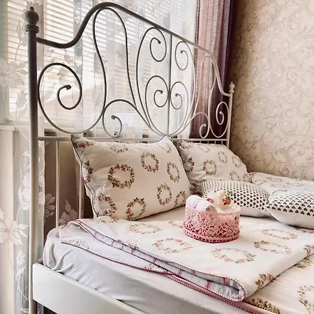 Romantica Apartment *